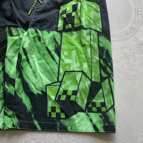 Minecraft Graphics Boys Size 14-16 Swimming Trunks Shorts Mesh Lining Elastic - Picture 10 of 13